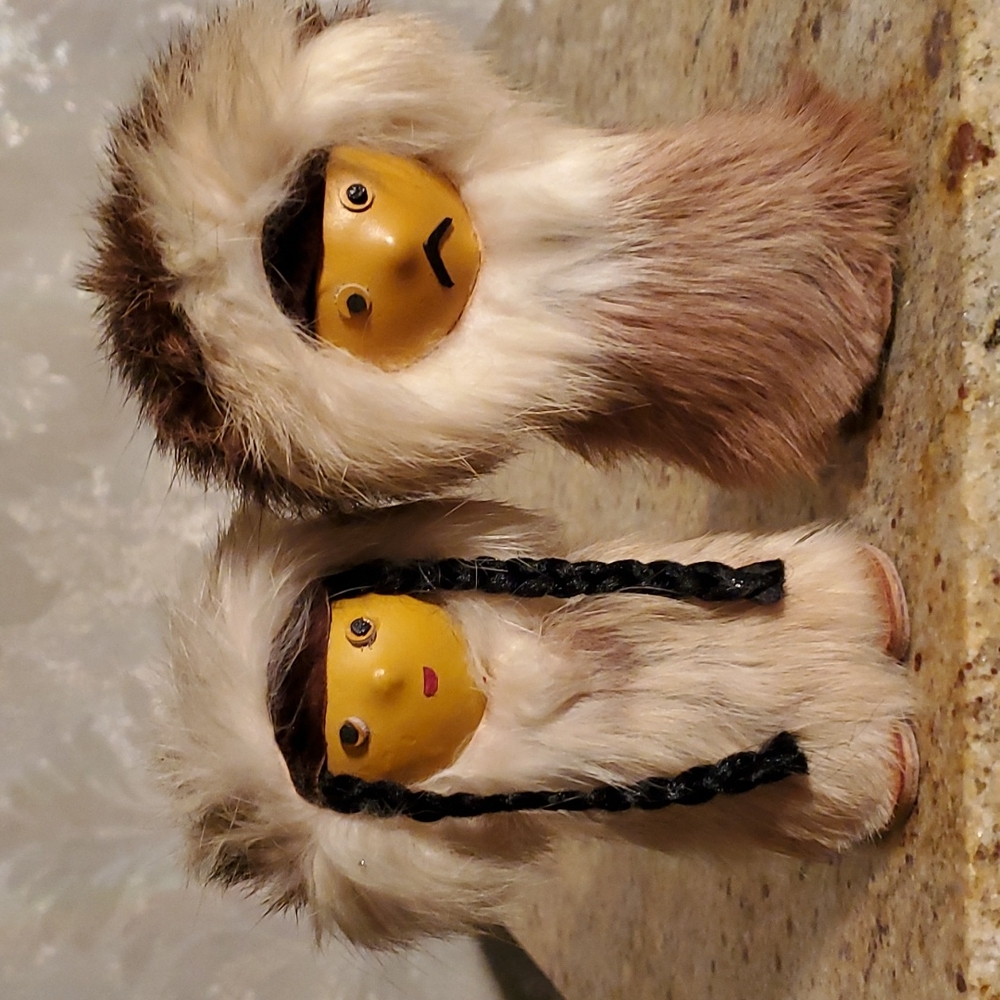 Vintage couple of Inuit / native fur dolls